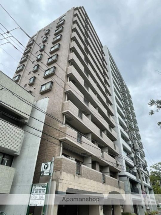 ライオンズマンション平和公園302の外観