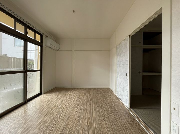 渡部コーポの内装