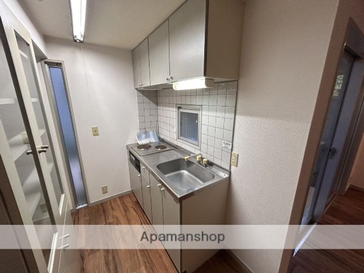 クリスタルコートのキッチン