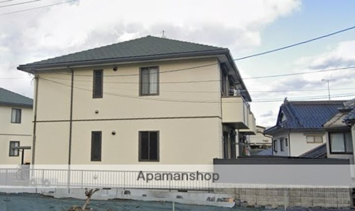 シャーメゾンかがやき1番館の外観