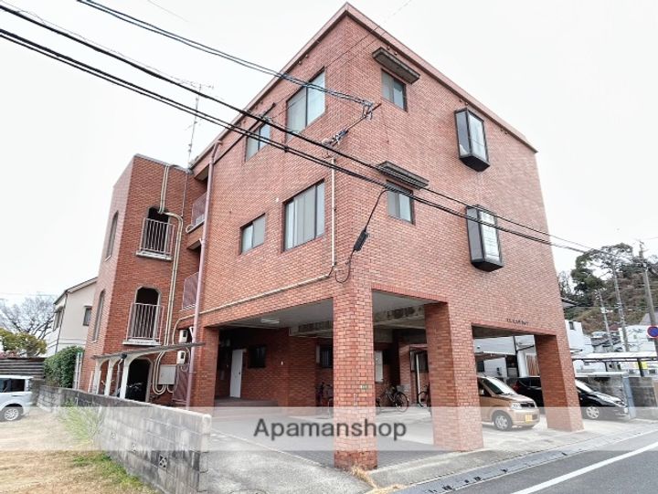 江波ヒカリハイツの外観