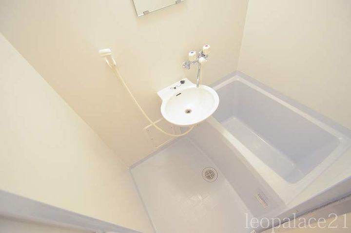レオパレスFRIENDSⅡ102の風呂