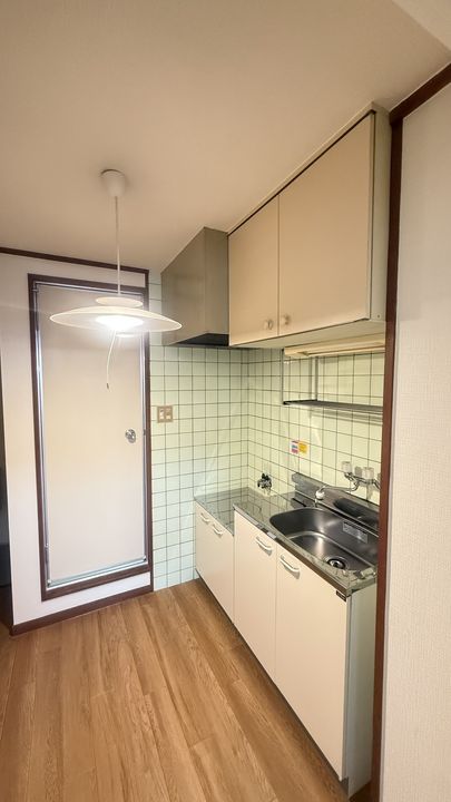 アトラス昭和町303号室の内装