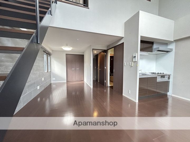 MARIOTERRACE平野町の居間