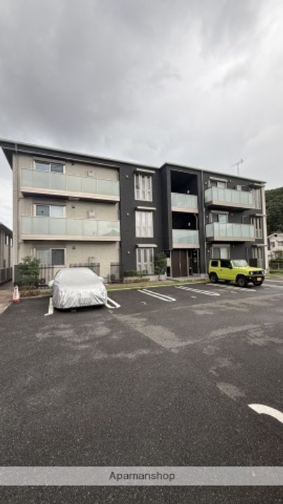 広島県広島市東区矢賀3丁目の賃貸マンションの外観