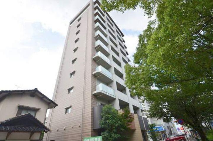 グランソレイユナカスジの外観