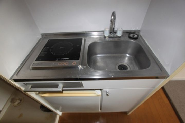 ラッキーフリューゲルのキッチン