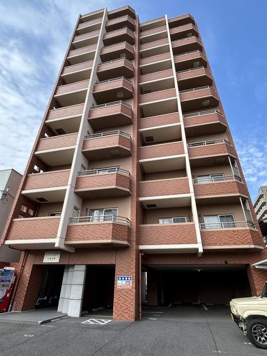 ENISHU己斐本町の外観