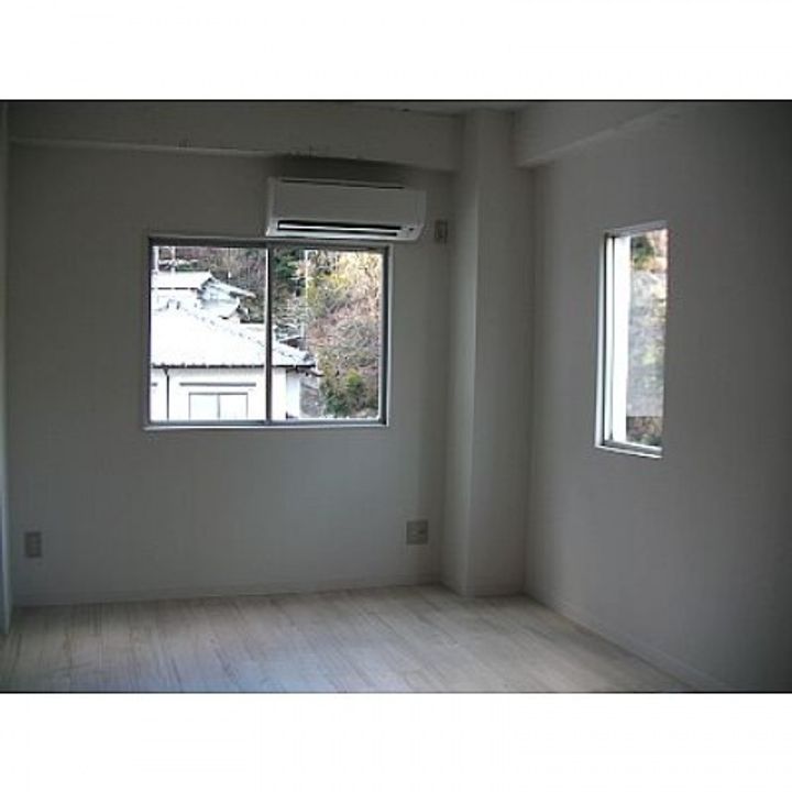 広島県広島市西区三滝本町1丁目の賃貸マンションの内装