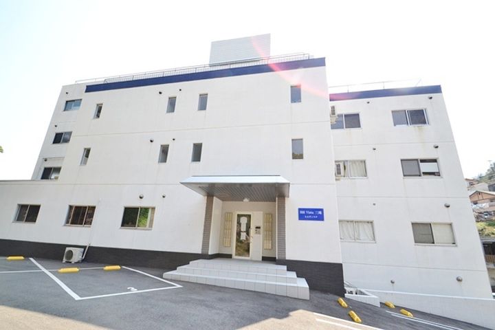 広島県広島市西区三滝本町1丁目の賃貸マンションの外観