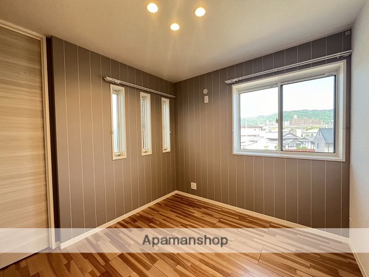 広島県広島市安佐南区西原9丁目の賃貸マンションの内装