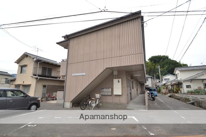 グランドハイツ井出口の外観