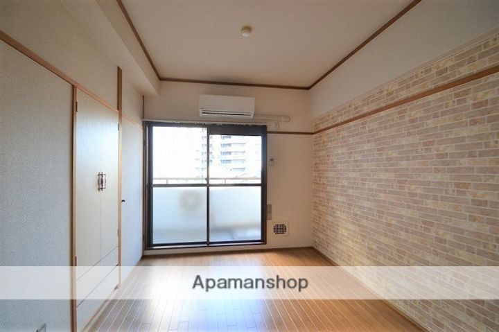 広島県広島市西区三篠町1丁目の賃貸マンションの内装