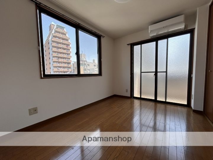 広島県広島市西区天満町の賃貸マンションの内装