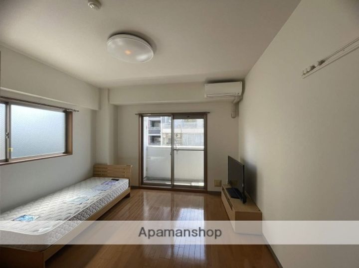 広島県広島市中区大手町3丁目の賃貸マンションの内装