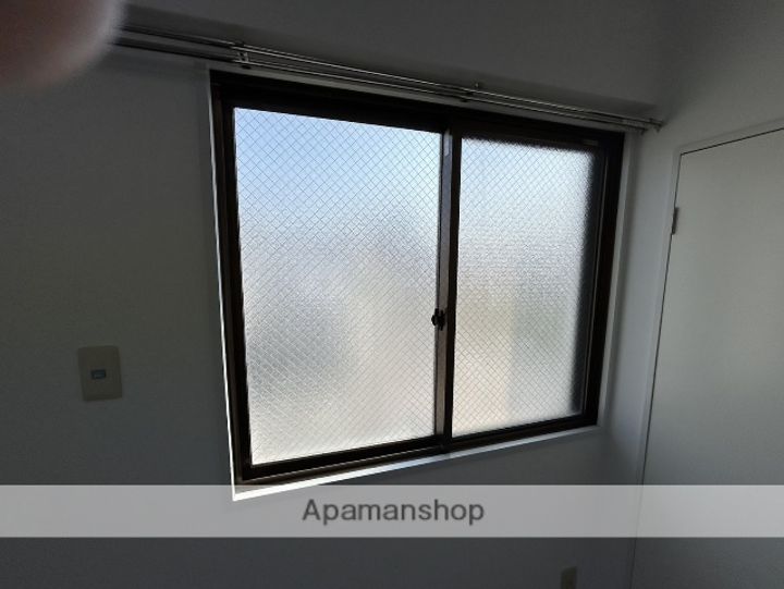 広島県広島市西区西観音町の賃貸マンションの内装