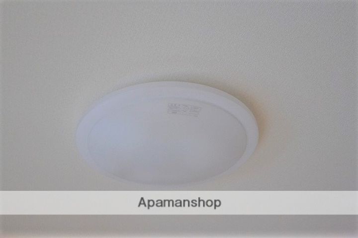 広島県広島市南区宇品神田5丁目の賃貸マンションの内装