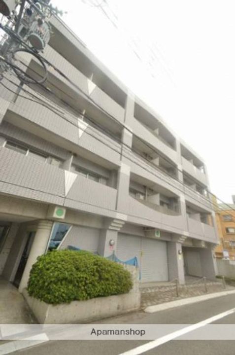 メゾン山肩の外観