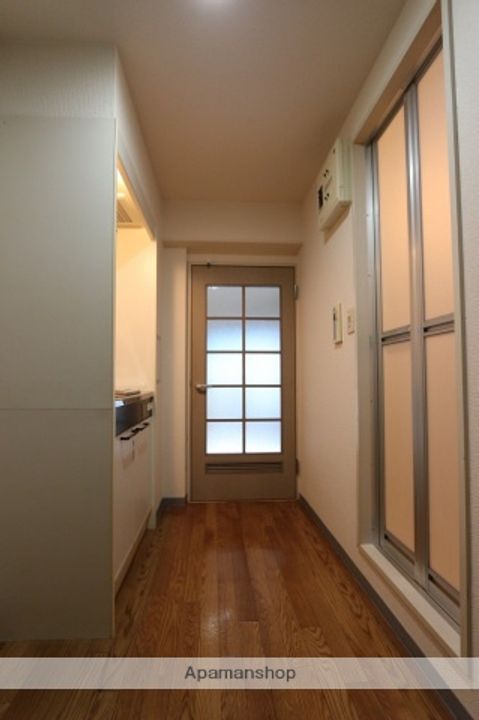 広島県広島市安芸区中野2丁目の賃貸マンションの内装