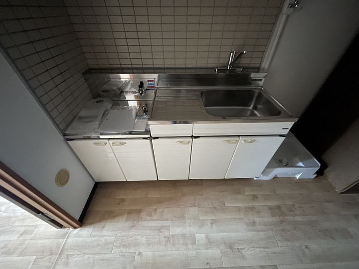 房尾本店1丁目ビル301の内装