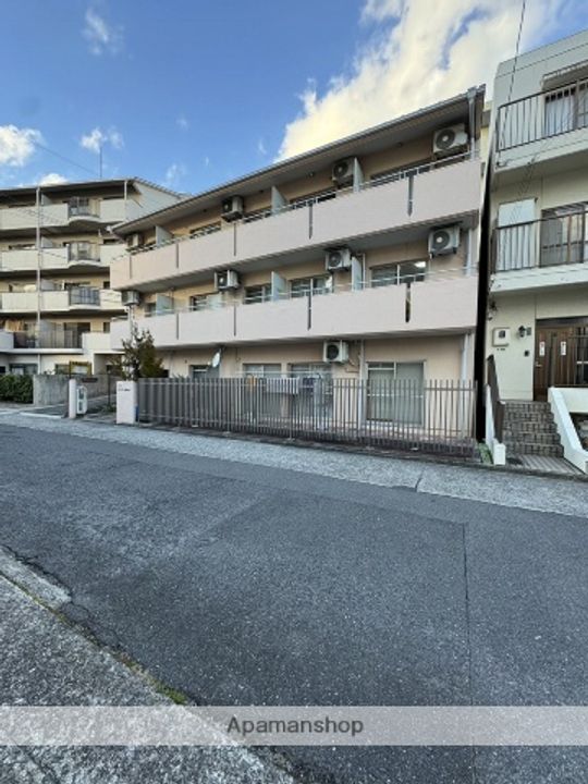 広島県広島市東区牛田旭2丁目の賃貸マンションの外観