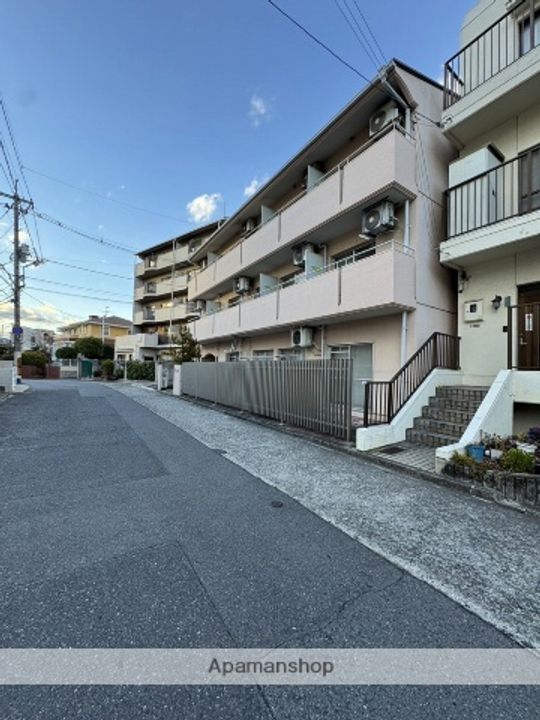 広島県広島市東区牛田旭2丁目の賃貸マンションの外観