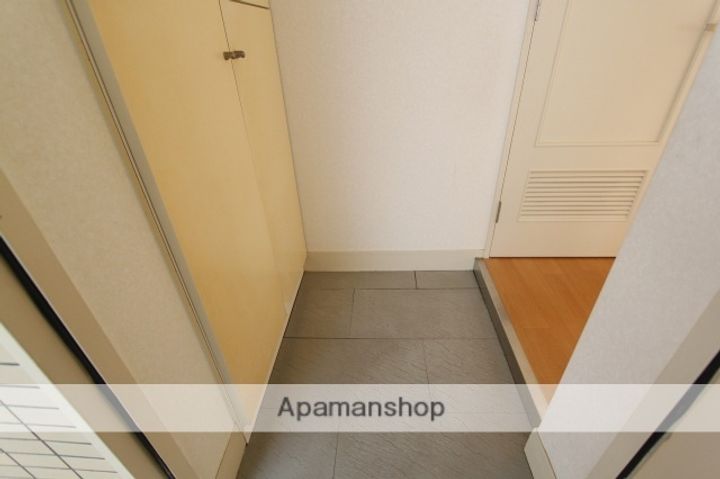 第2しづマンションの玄関