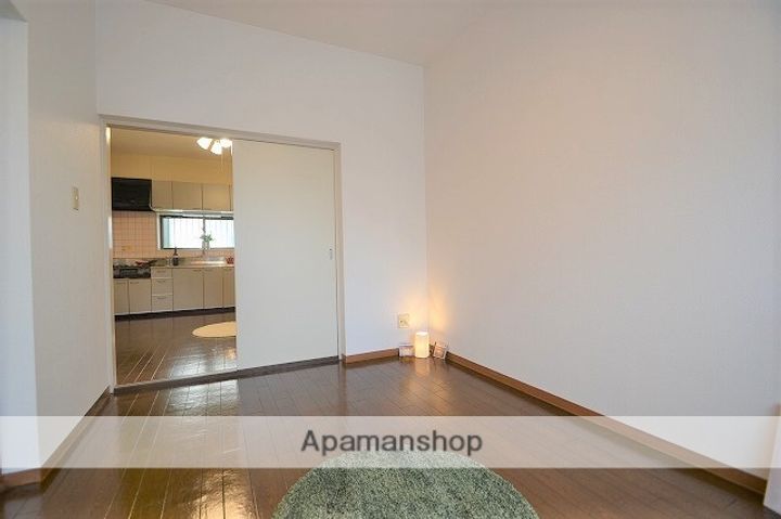 レジデンスメイのその他画像