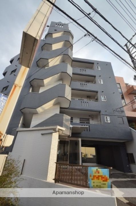 SHINEBLDG可部の外観