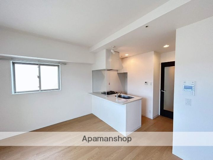 KDXレジデンス舟入幸町の居間