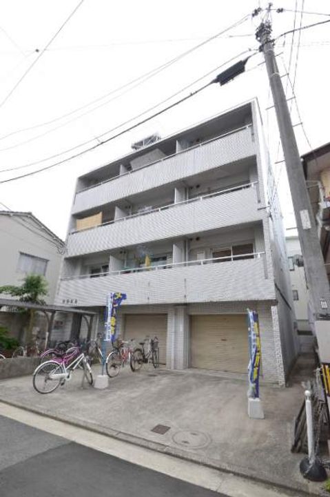 粟屋ビルの外観