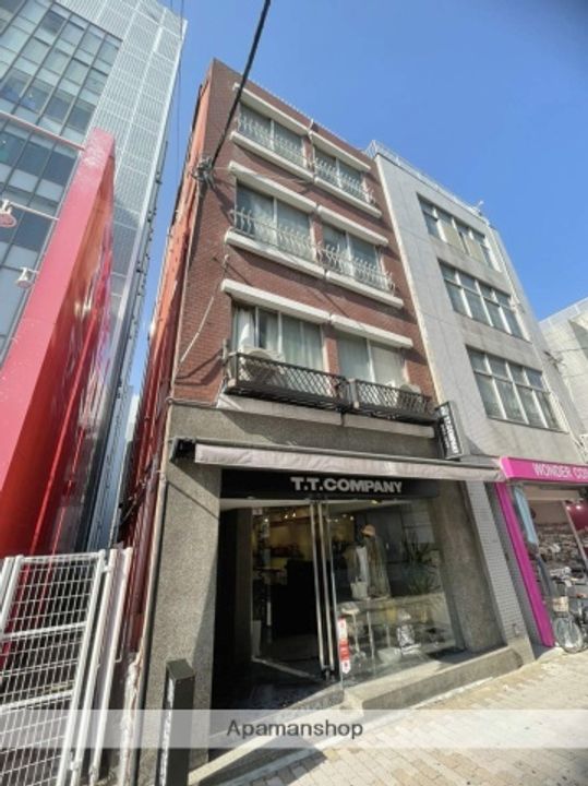 広島県広島市中区立町の賃貸マンションの外観