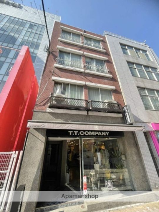 広島県広島市中区立町の賃貸マンションの外観