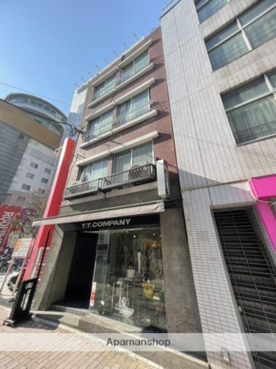 広島県広島市中区立町の賃貸マンションの外観