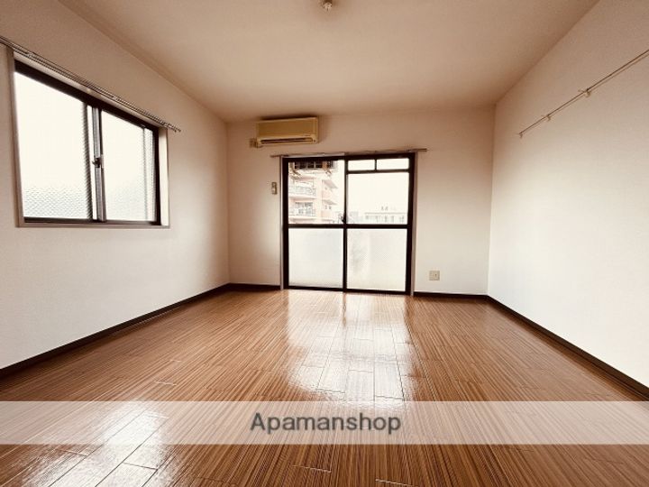 プロスパーヤマモトのその他画像