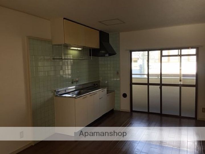 若草ビルの内装