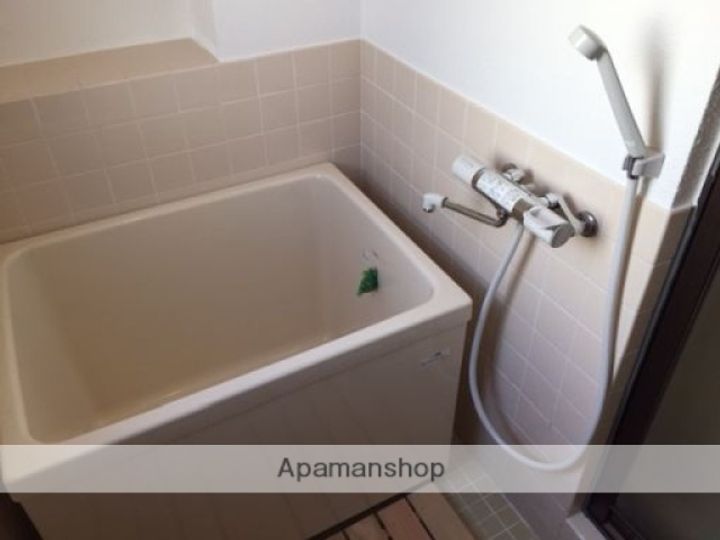 若草ビルの風呂