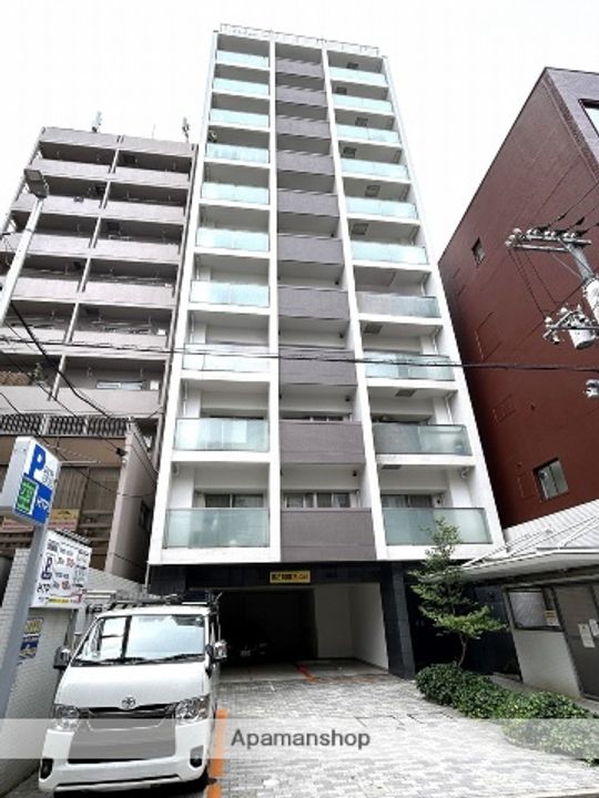 グラビスコート十日市の外観