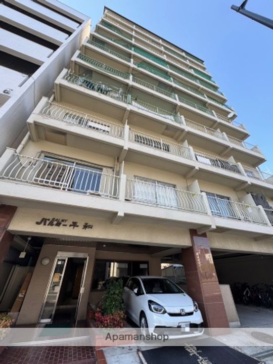 広島県広島市中区西平塚町の賃貸マンションの外観