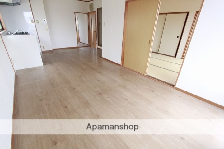 広島県広島市西区井口台2丁目の賃貸アパートの居間