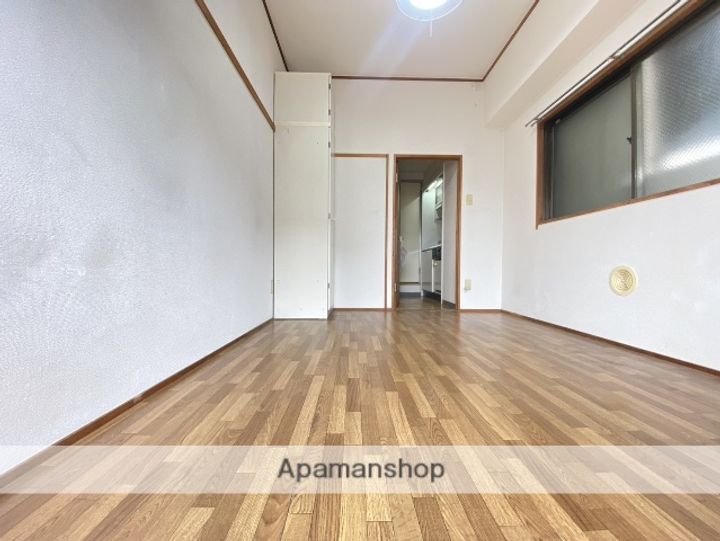 サンライズ矢賀Aの居間