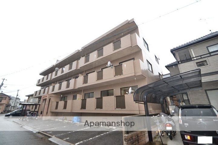 リベルテ中央の外観