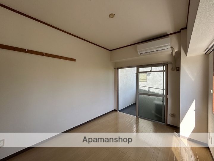 広島県広島市西区観音町の賃貸マンションの内装