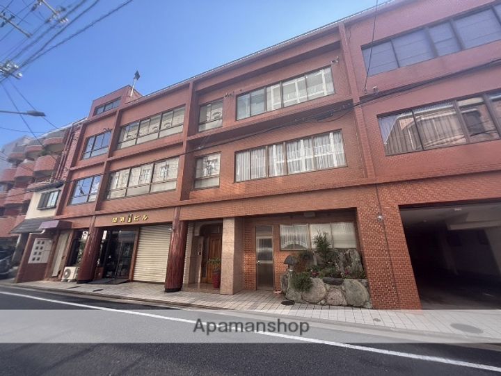 広島県広島市中区猫屋町の賃貸マンションの外観