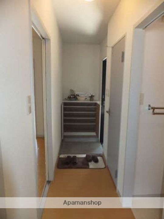 リバティーエイトコーポの玄関