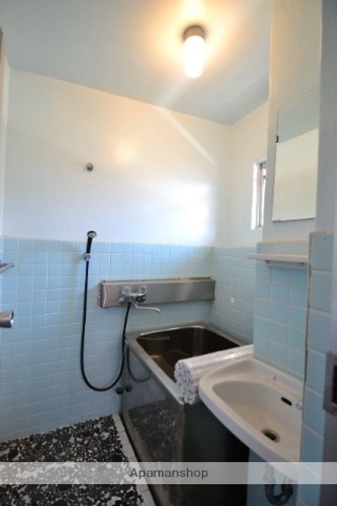 広島県安芸郡府中町柳ケ丘の賃貸マンションの風呂