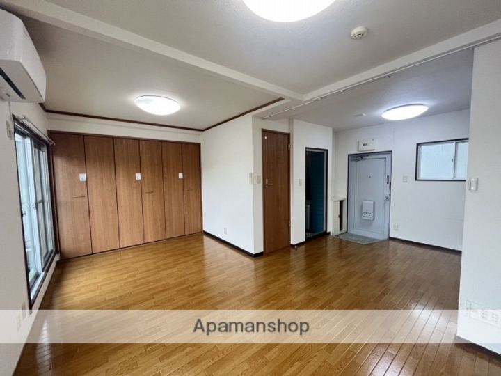 コーポ藤田の居間