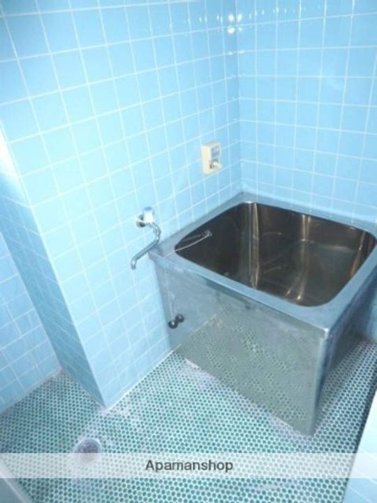 広島県安芸郡海田町大正町の賃貸マンションの風呂