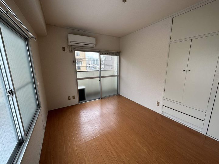 梅田マンションの居間