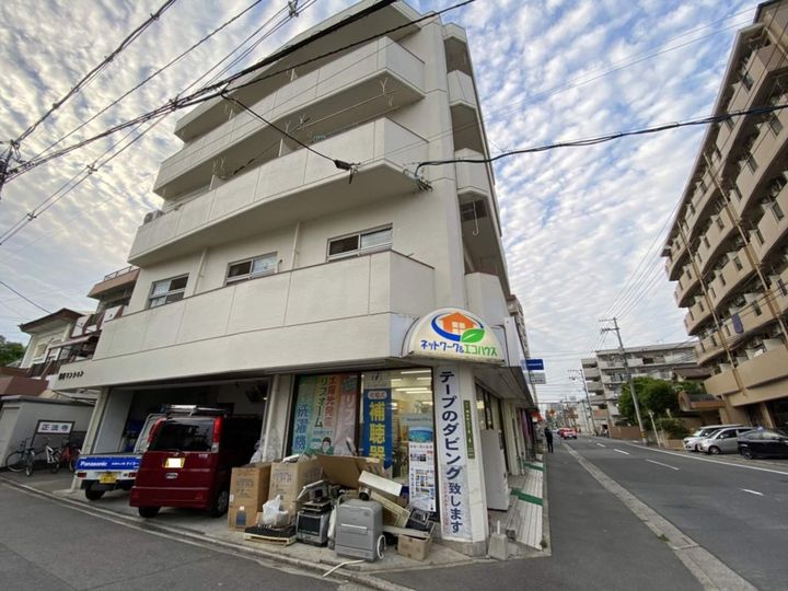 梅田マンションの外観